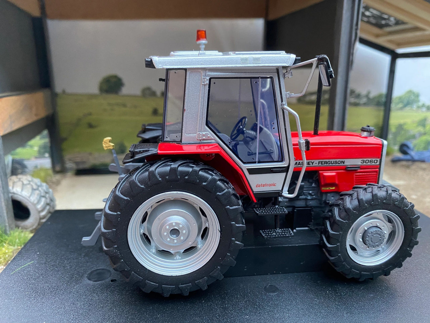 Massey Ferguson 3060 4wd Tractor Conversion 1:32 scale Image 5