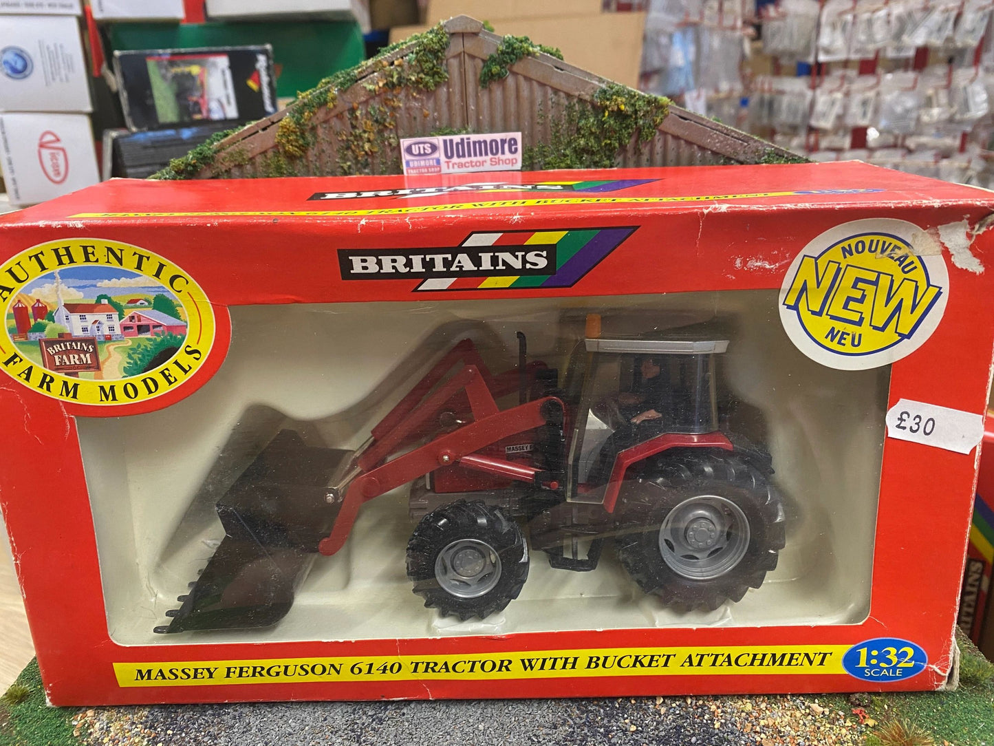 Vintage Massey Ferguson 6140 Tractor with front loader 1:32 scale Image