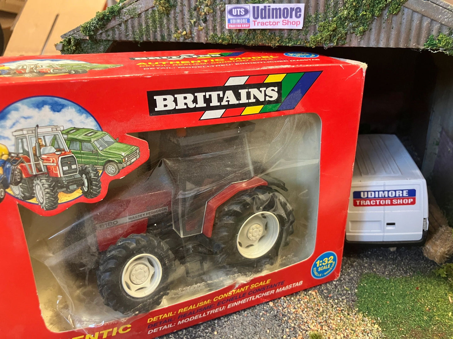 9491 Britains Massey Ferguson 6180 Tractor 1:32 scale Image