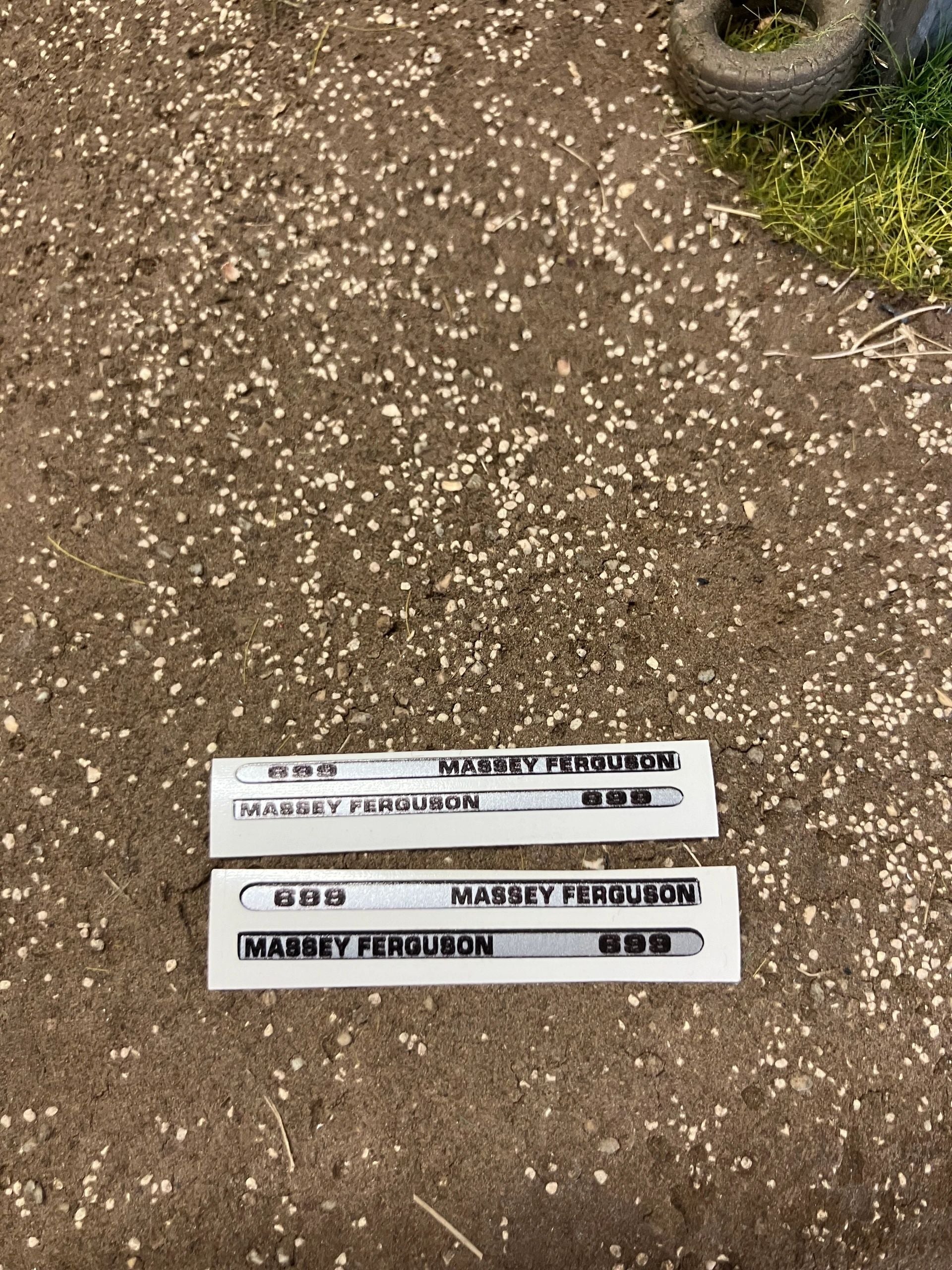 Massey Ferguson 699 Tractor Professional pre cut High quality vinyl huge pack decals bonnet farm machinery decals 1:32 scaleMassey Ferguson 699 Tractor bonnet farm machinery decals Image 2